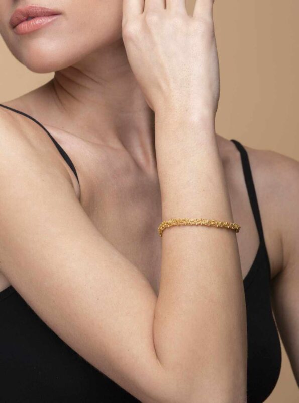 Bracciale-a-maglia-con-palline-Argentofilato-in-argento-925-indossato