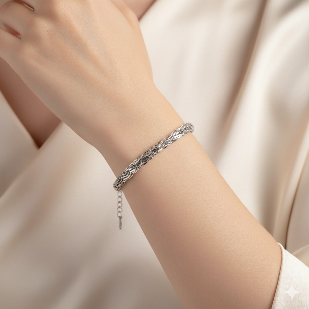 Bracciale specchio indossato Bracciale specchio indossato